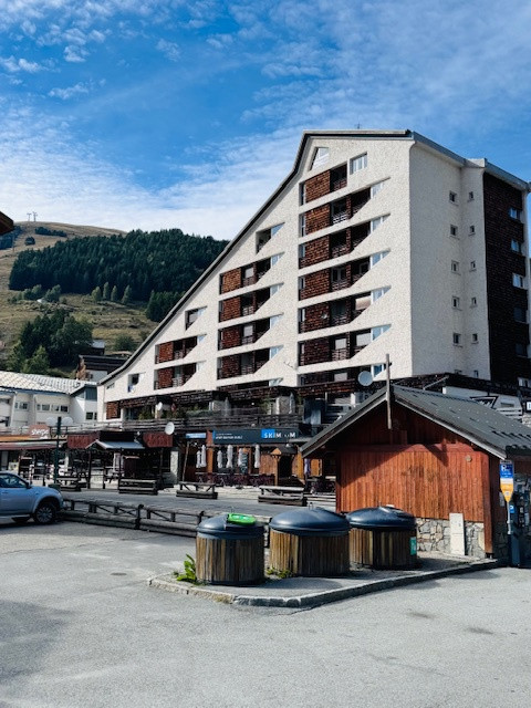 _lv_images__lot_0000000061_05_4471985