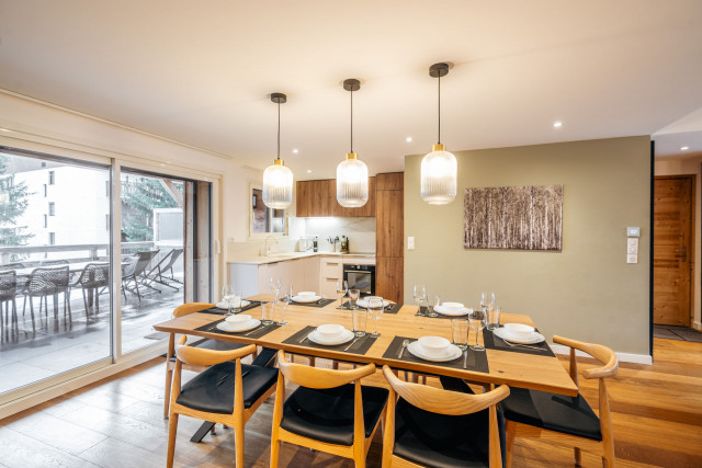 _lv_images__lot_0000000097_03_4316965