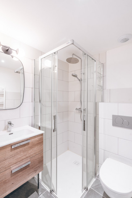 _lv_images__lot_0000000097_09_4334996