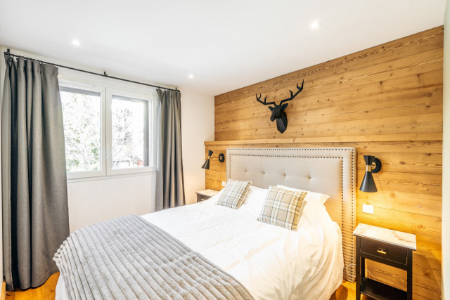 _lv_images__lot_0000000097_16_4240034