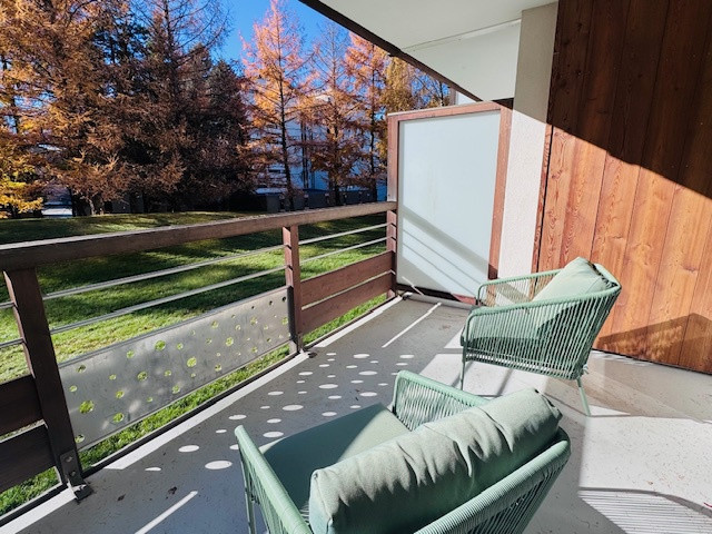 _lv_images__lot_0000000104_08_4594993