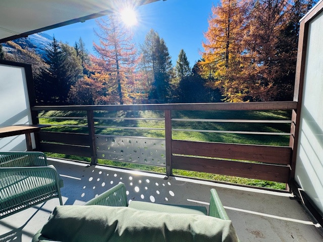 _lv_images__lot_0000000104_09_4441470