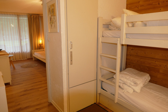 _lv_images__lot_0000000104_11_4281148 _lv_images__lot_0000000104_11_4281148