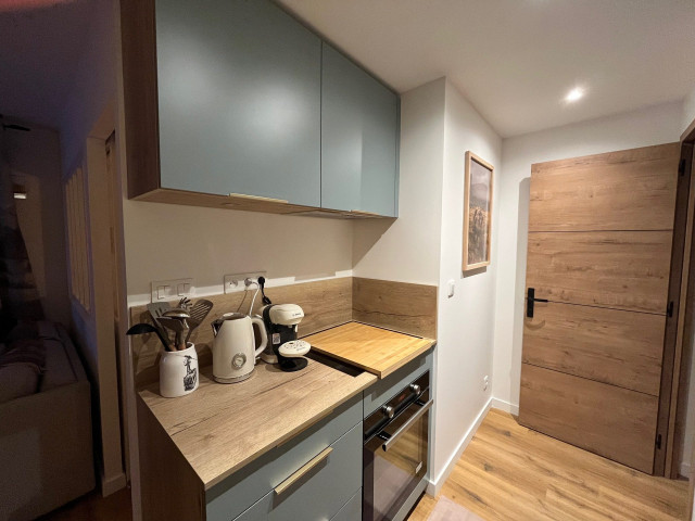 _lv_images__lot_0000000109_03_4208048 _lv_images__lot_0000000109_03_4208048