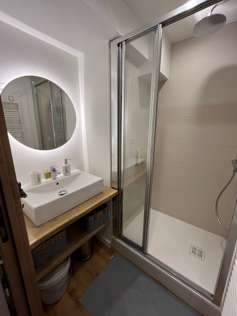 _lv_images__lot_0000000109_10_4682401