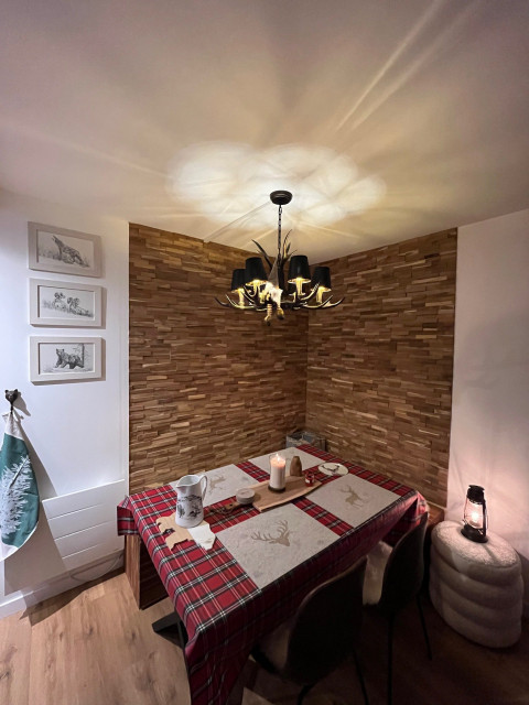 _lv_images__lot_0000000109_12_4248198 _lv_images__lot_0000000109_12_4248198