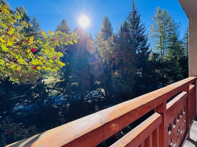 _lv_images__lot_0000000122_02_4691628