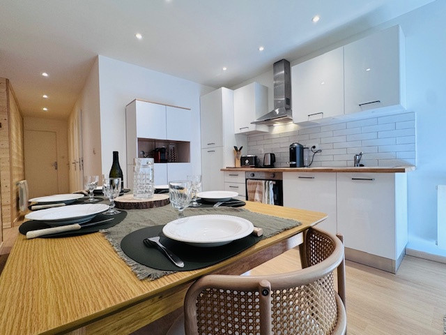 _lv_images__lot_0000000122_14_4304949