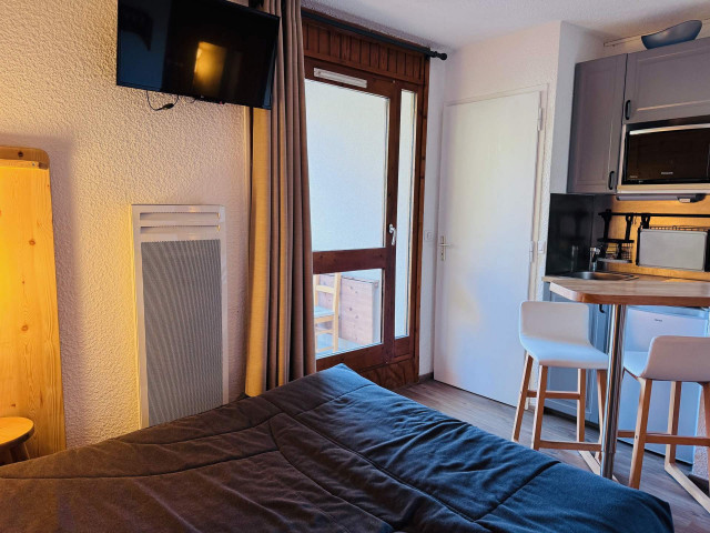 _lv_images__lot_0000000125_02_5096164 _lv_images__lot_0000000125_02_5096164