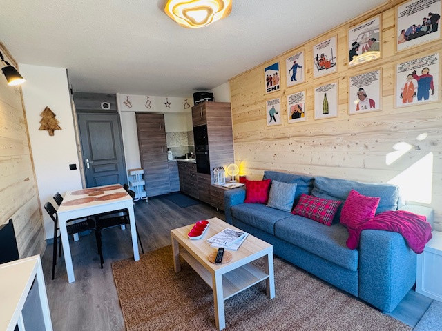 _lv_images__lot_0000000128_02_4334975 _lv_images__lot_0000000128_02_4334975