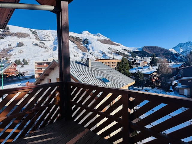 _lv_images__lot_0000000128_15_4640520