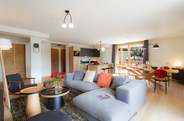 _lv_images__lot_0000000740_06_5004788 _lv_images__lot_0000000740_06_5004788