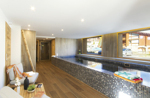 _lv_images__lot_0000000743_07_4453408