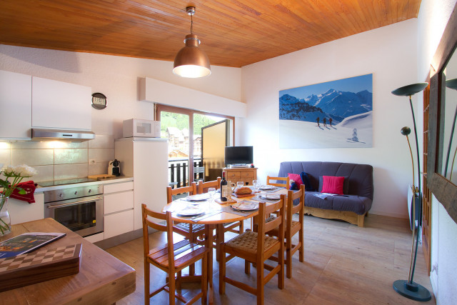 _lv_images__lot_0000000753_01_5055004