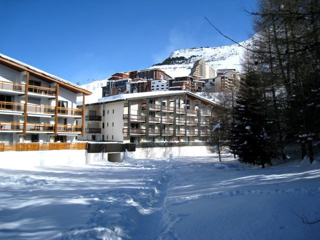 _lv_images__lot_0000000753_10_5065047 _lv_images__lot_0000000753_10_5065047