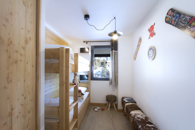 _lv_images__lot_0000000763_06_5075317