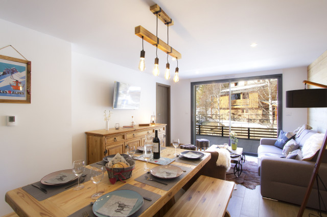 _lv_images__lot_0000000766_03_4265889 _lv_images__lot_0000000766_03_4265889