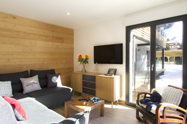 _lv_images__lot_0000000771_03_4664220