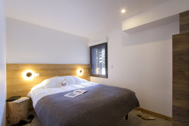 _lv_images__lot_0000000774_05_4231107 _lv_images__lot_0000000774_05_4231107