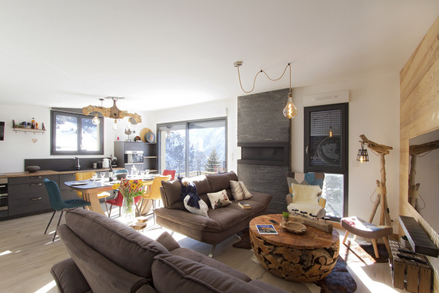 _lv_images__lot_0000000778_02_4319684