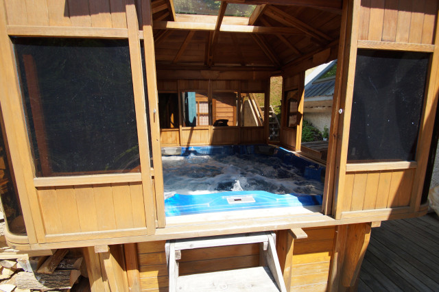 _lv_images__lot_0000000781_13_4532936