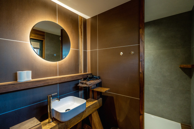 _lv_images__lot_0000000802_08_4239691 _lv_images__lot_0000000802_08_4239691