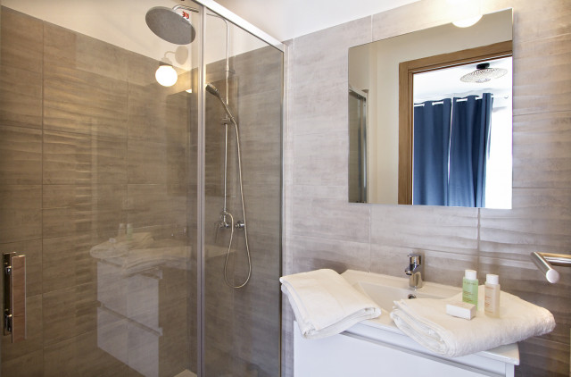 _lv_images__lot_0000001039_08_4691394