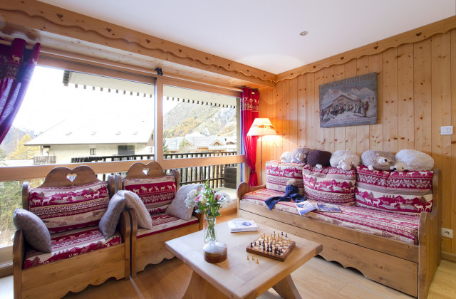 _lv_images__lot_0000001041_01_4566897