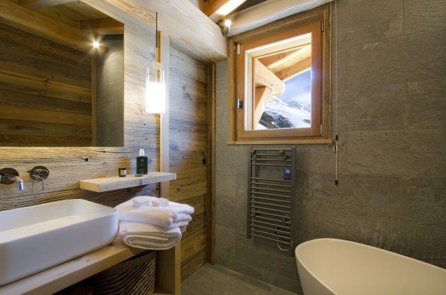 _lv_images__lot_0000001046_07_4576003 _lv_images__lot_0000001046_07_4576003