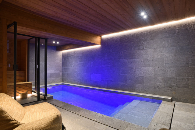 _lv_images__lot_0000001102_04_4425568 _lv_images__lot_0000001102_04_4425568