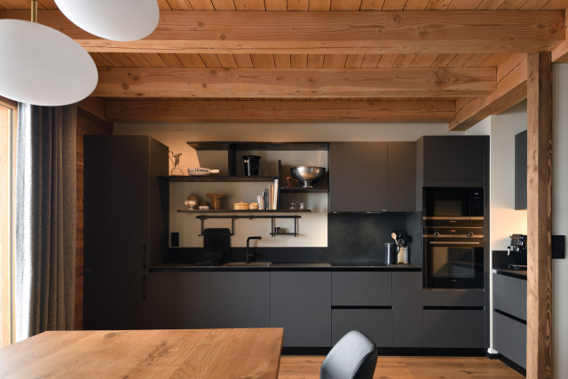 _lv_images__lot_0000001103_03_4456174