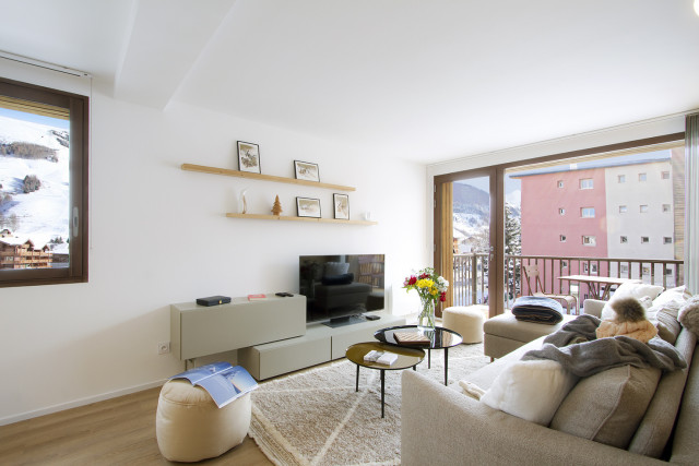 _lv_images__lot_0000001110_03_4682038