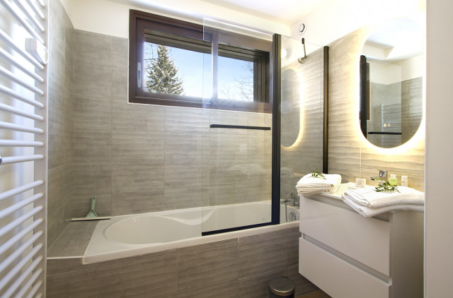 _lv_images__lot_0000001110_09_4253744