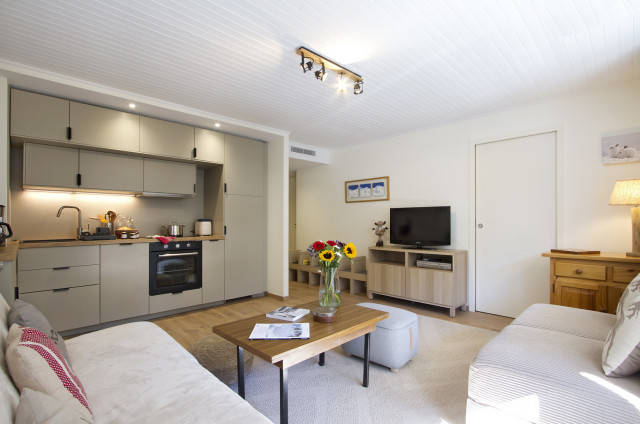 _lv_images__lot_0000001113_03_4536129