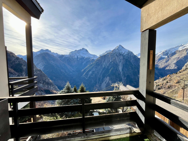 _lv_images__lot_0000001119_06_4245214 _lv_images__lot_0000001119_06_4245214