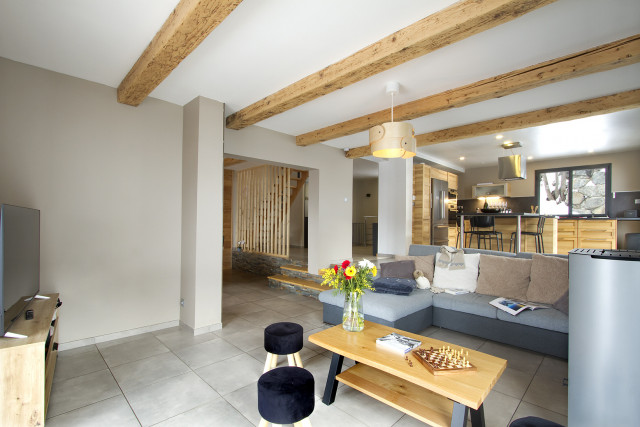 _lv_images__lot_0000001122_02_4582188