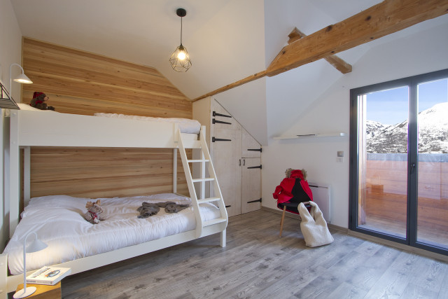 _lv_images__lot_0000001122_08_4679068