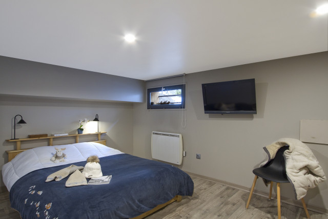 _lv_images__lot_0000001122_11_4651888 _lv_images__lot_0000001122_11_4651888