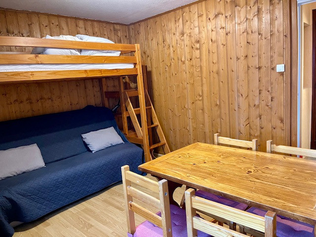 _lv_images__lot_0037250044_04_4600127 _lv_images__lot_0037250044_04_4600127