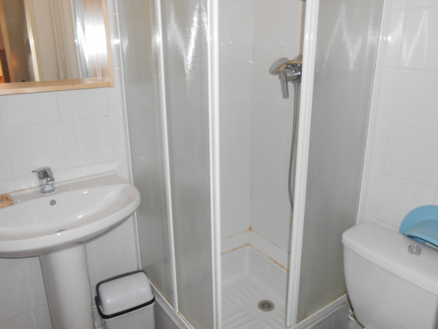 _lv_images__lot_0037250099_06_4684182