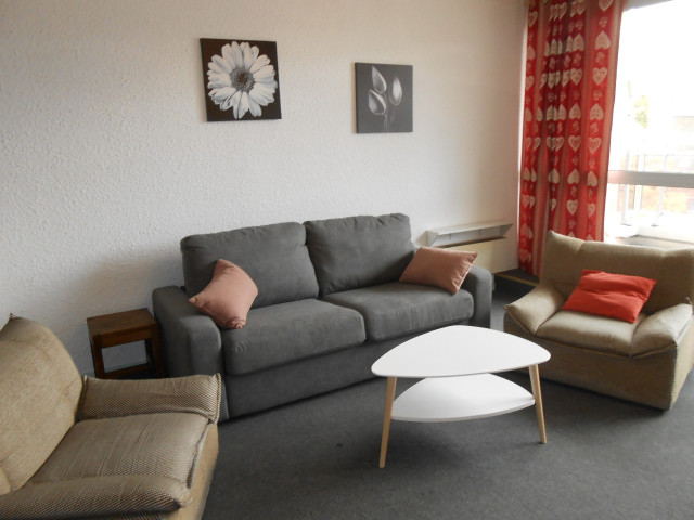 _lv_images__lot_0037250119_09_4299952