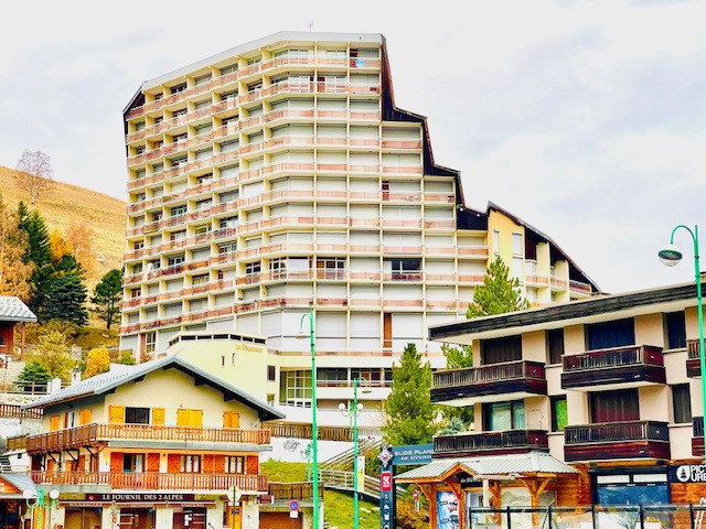 _lv_images__lot_0037250119_11_4540732