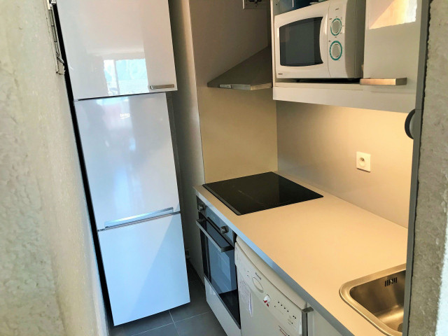 _lv_images__lot_0037250177_03_4356937