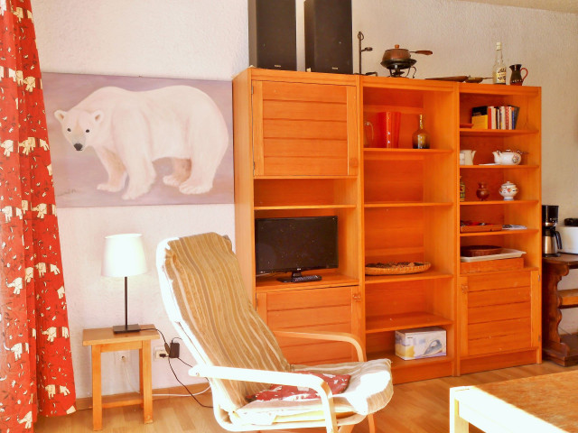 _lv_images__lot_0037250177_08_4674611