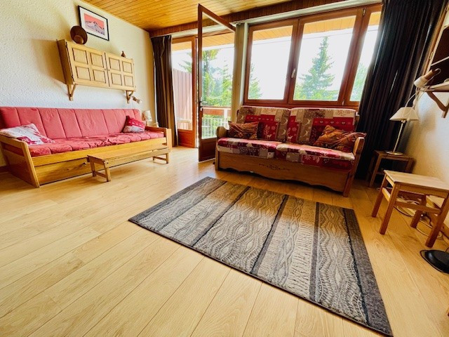 _lv_images__lot_0037250197_02_4189268