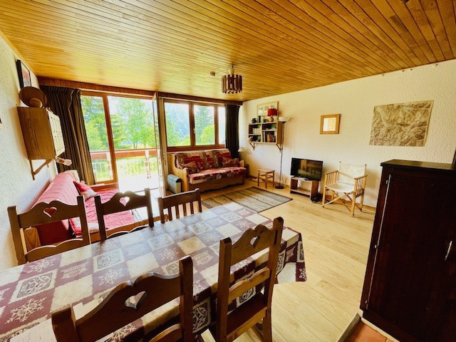 _lv_images__lot_0037250197_11_4324735