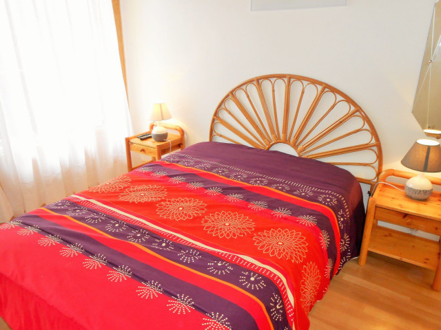 _lv_images__lot_0037250224_04_4692300