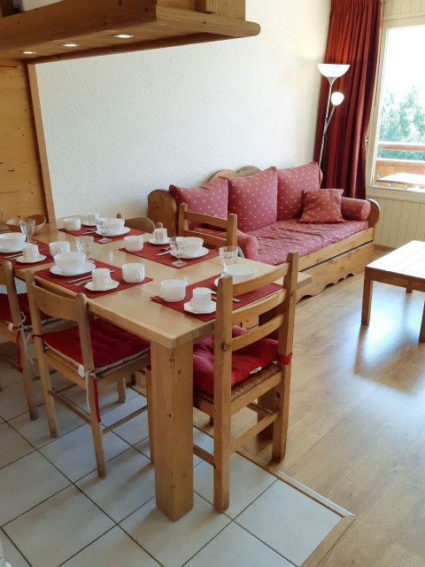 _lv_images__lot_0037250253_02_4656287