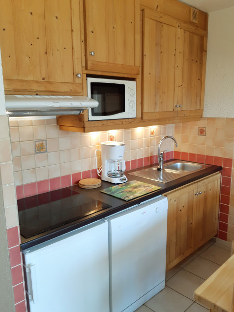 _lv_images__lot_0037250253_10_4653738