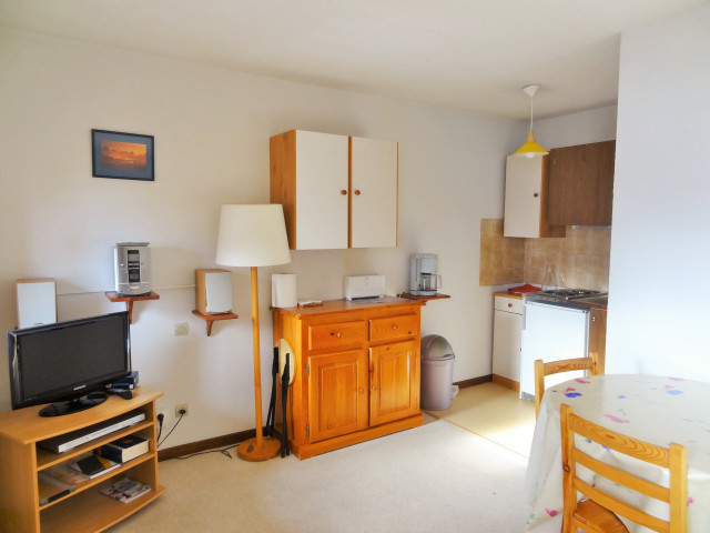 _lv_images__lot_0037250279_08_4675127